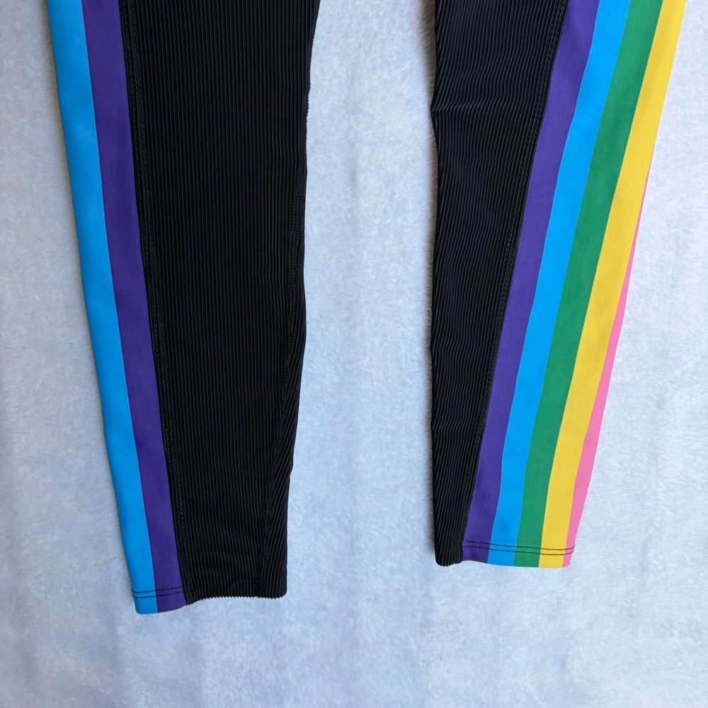 Beach Riot Megan Leggings Women Sz S Rainbow Proud Collection Pant EUC Pride - Picture 5 of 11